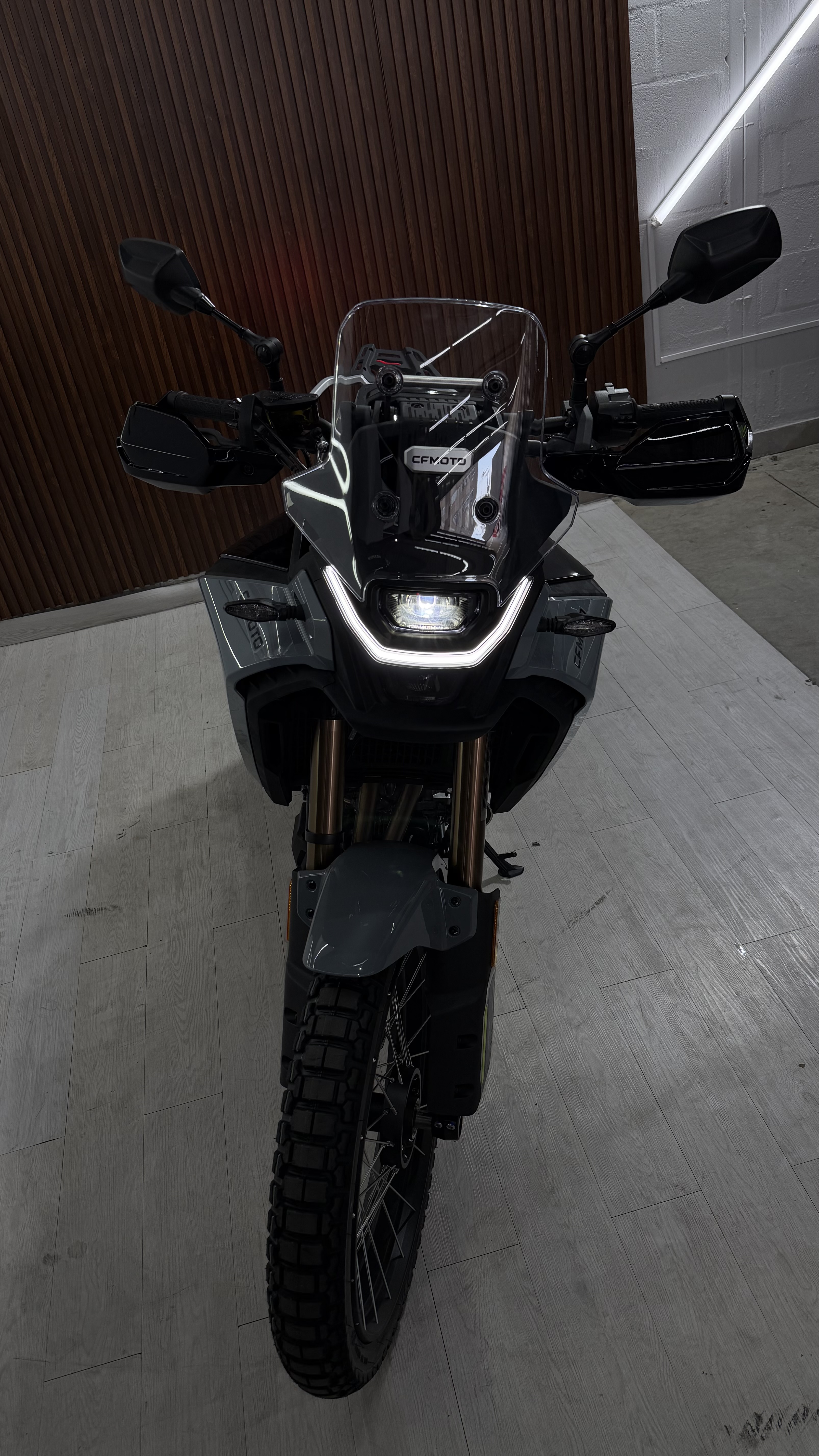 Moto CF450